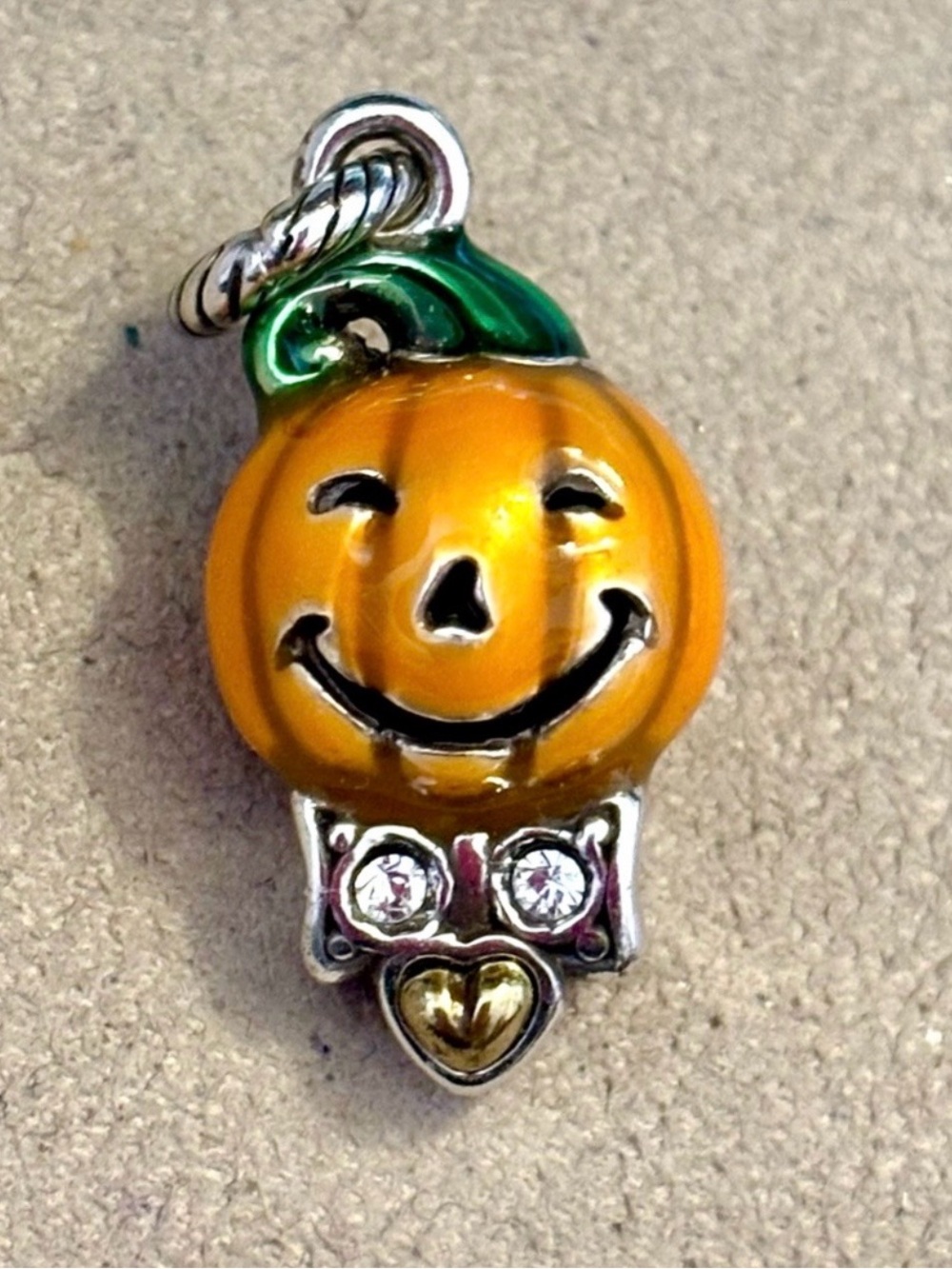 🎃Listing! 🆕 Brighton Jack O’Lantern charm Halloween pumpkin w crystal bow tie
